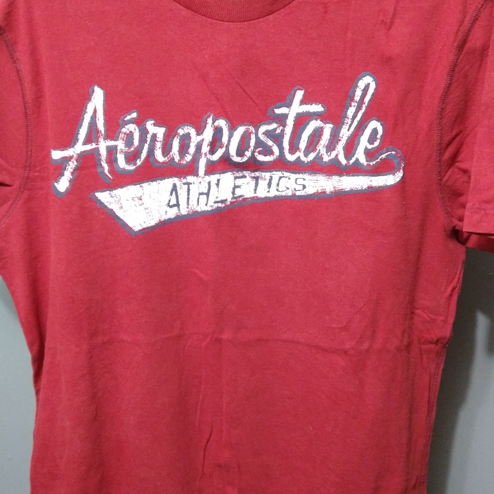 Aeropostale large red T-shirt